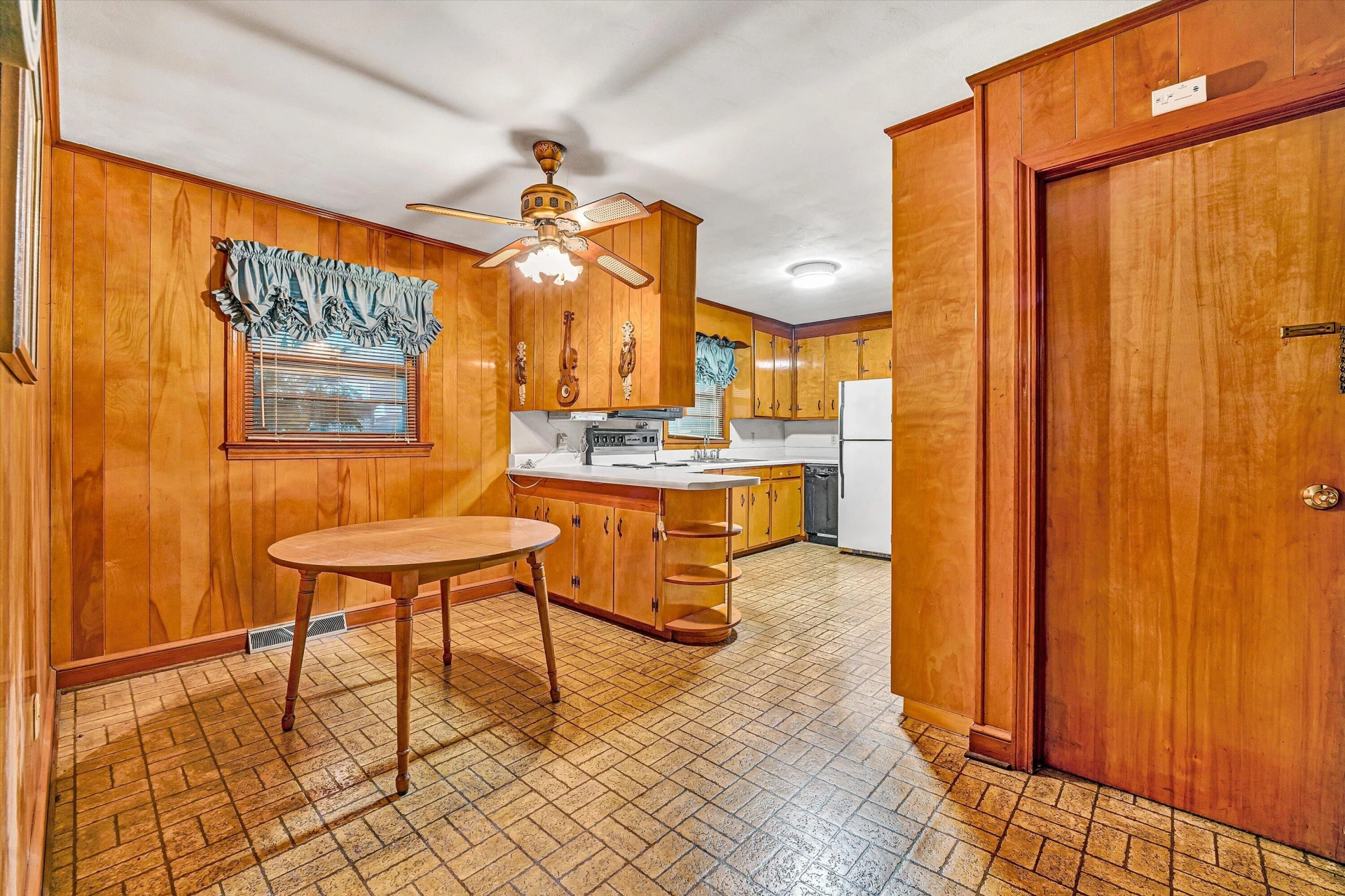 63 Archway RD - Photo 10