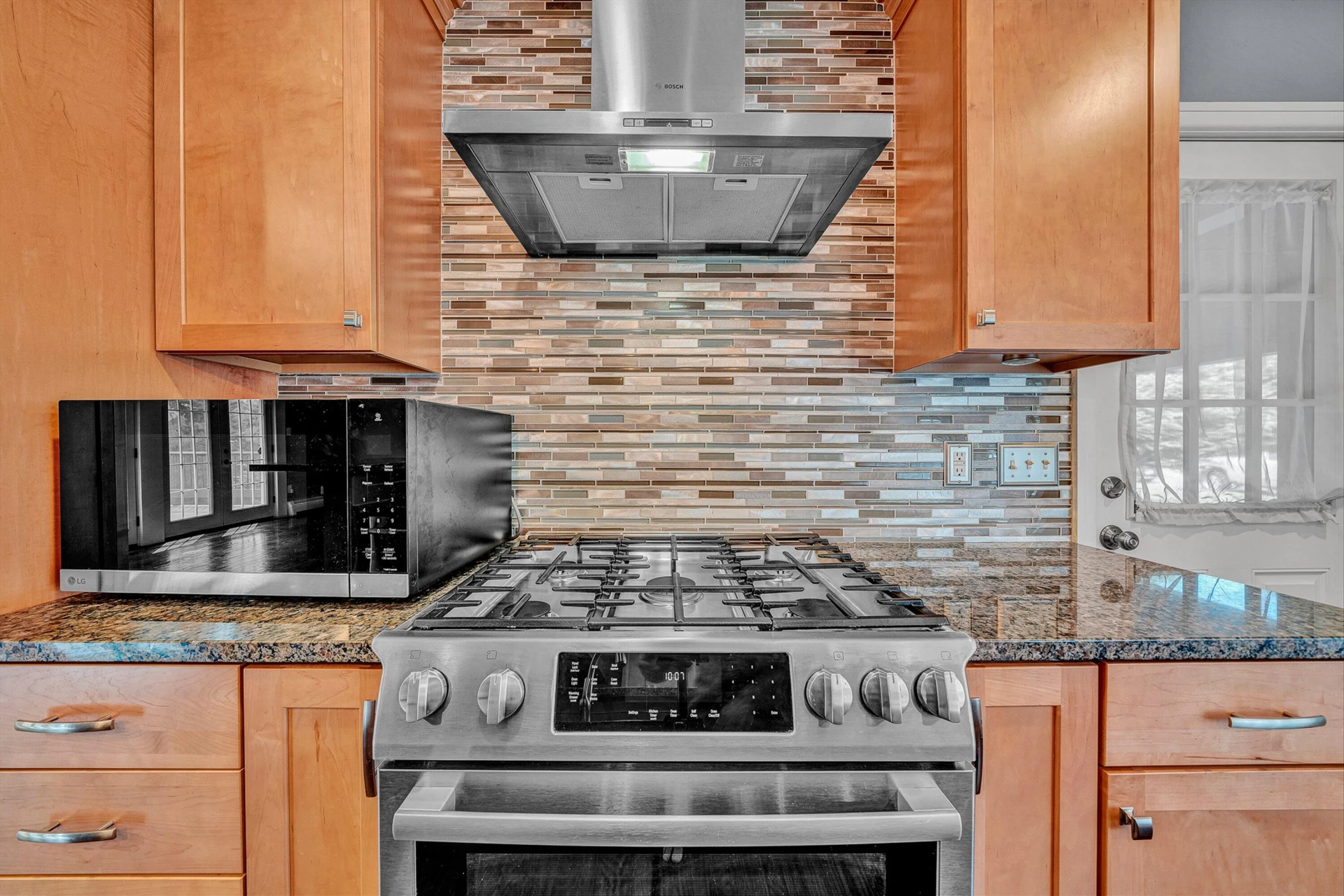 3430 Overbrook DR SW - Photo 17