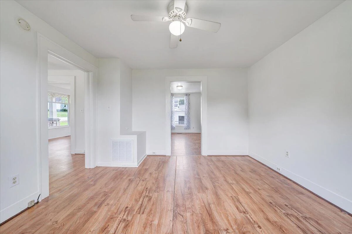 3523 Melcher ST SE - Photo 10