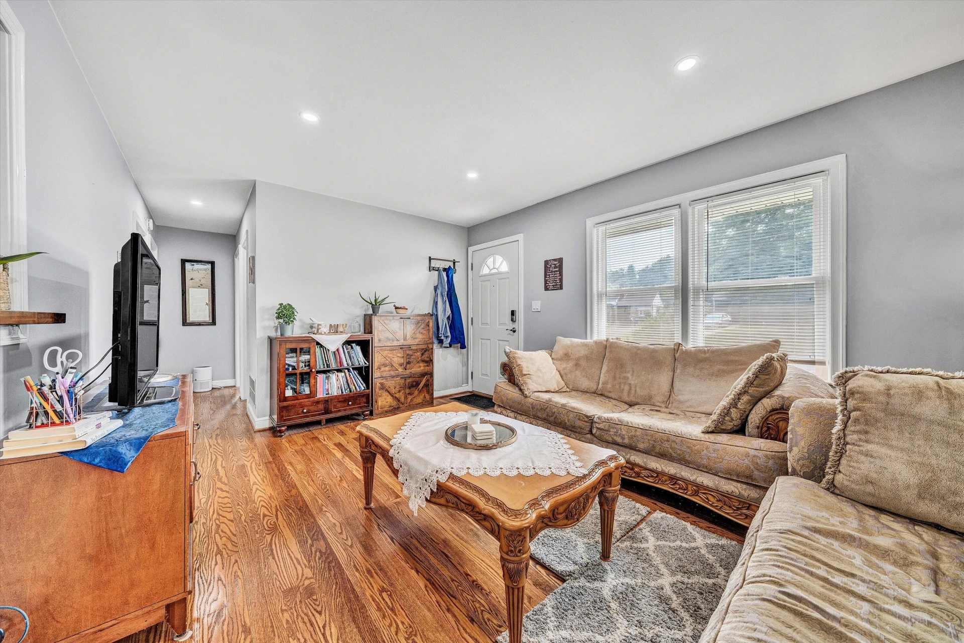 2017 Meadowbrook RD NW - Photo 3