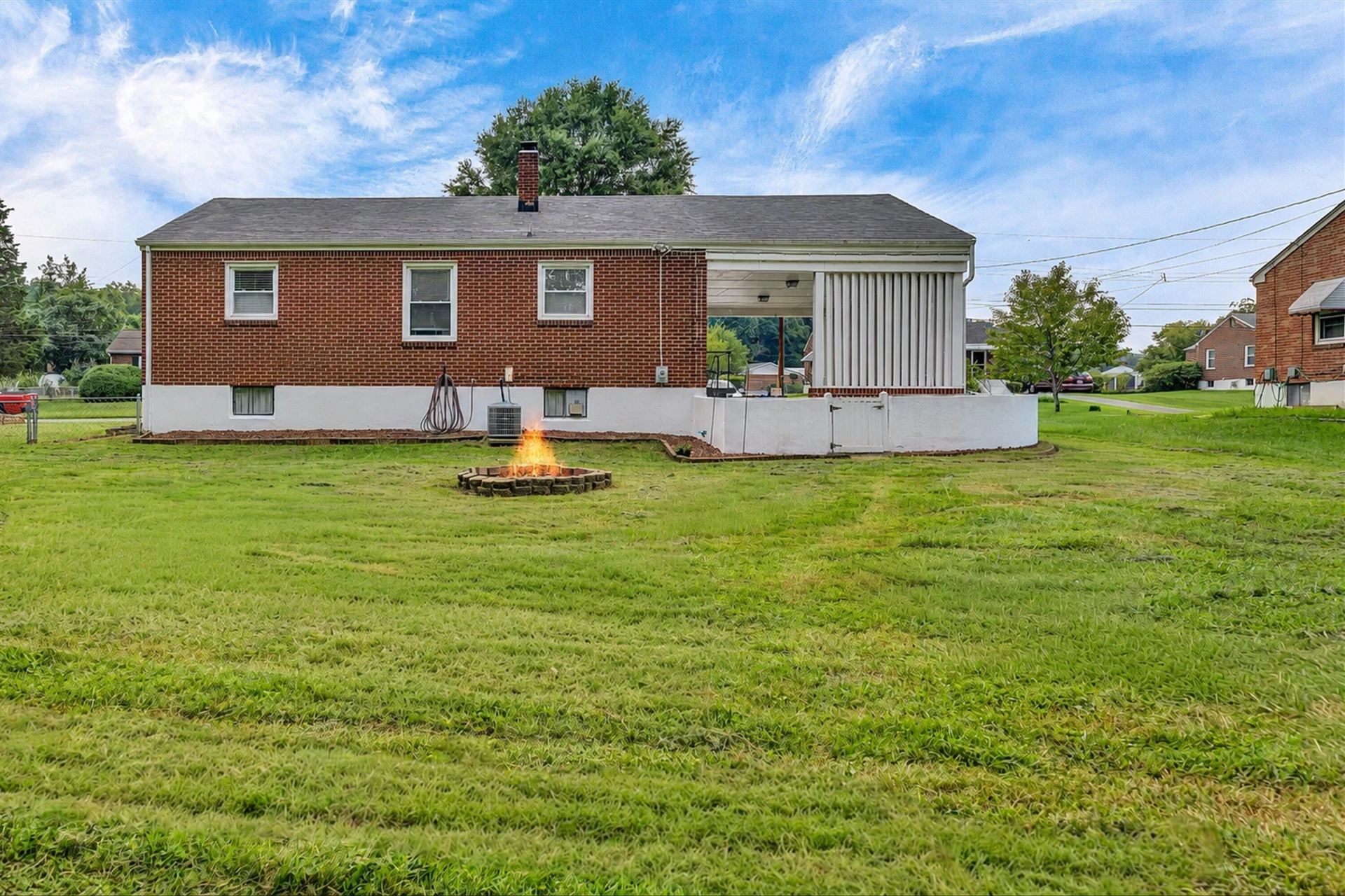 2017 Meadowbrook RD NW - Photo 18