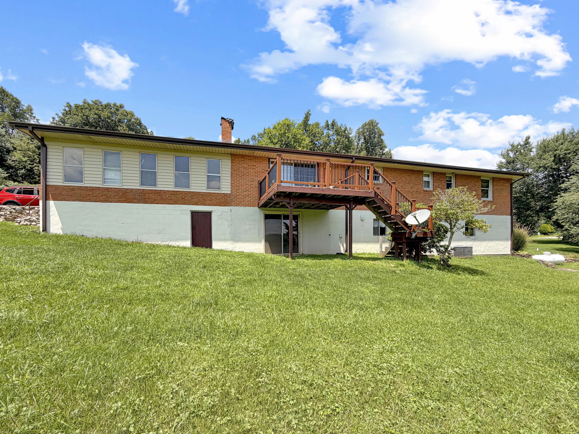 7170 Conner RD NE - Photo 5