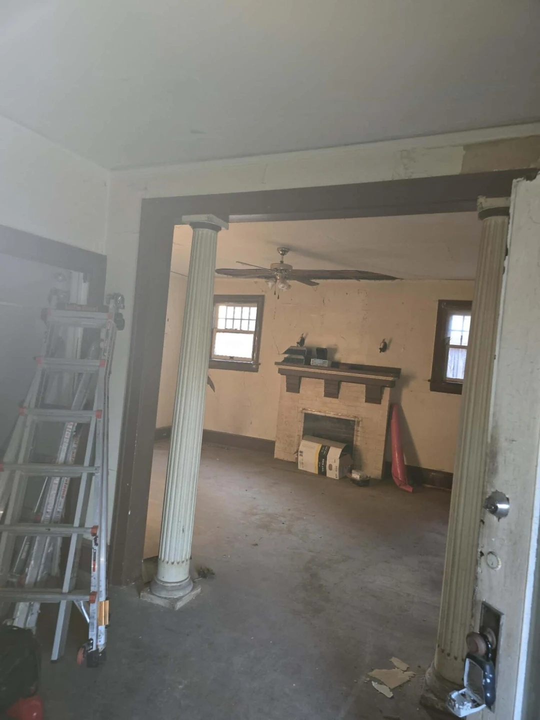 3031 Melrose AVE NW - Photo 3