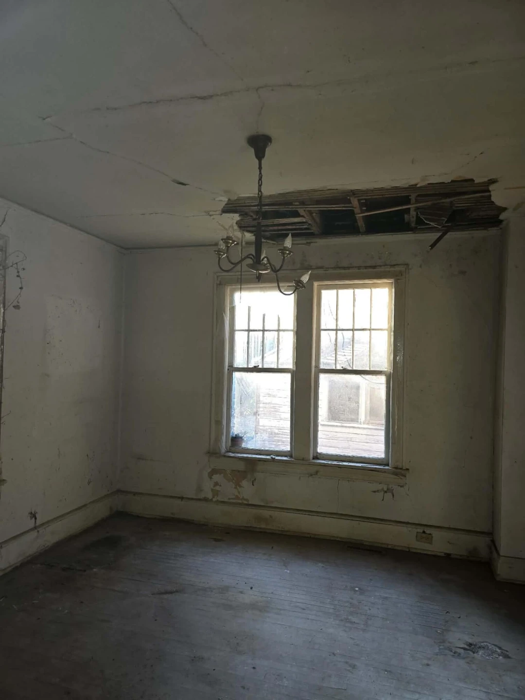 3031 Melrose AVE NW - Photo 5