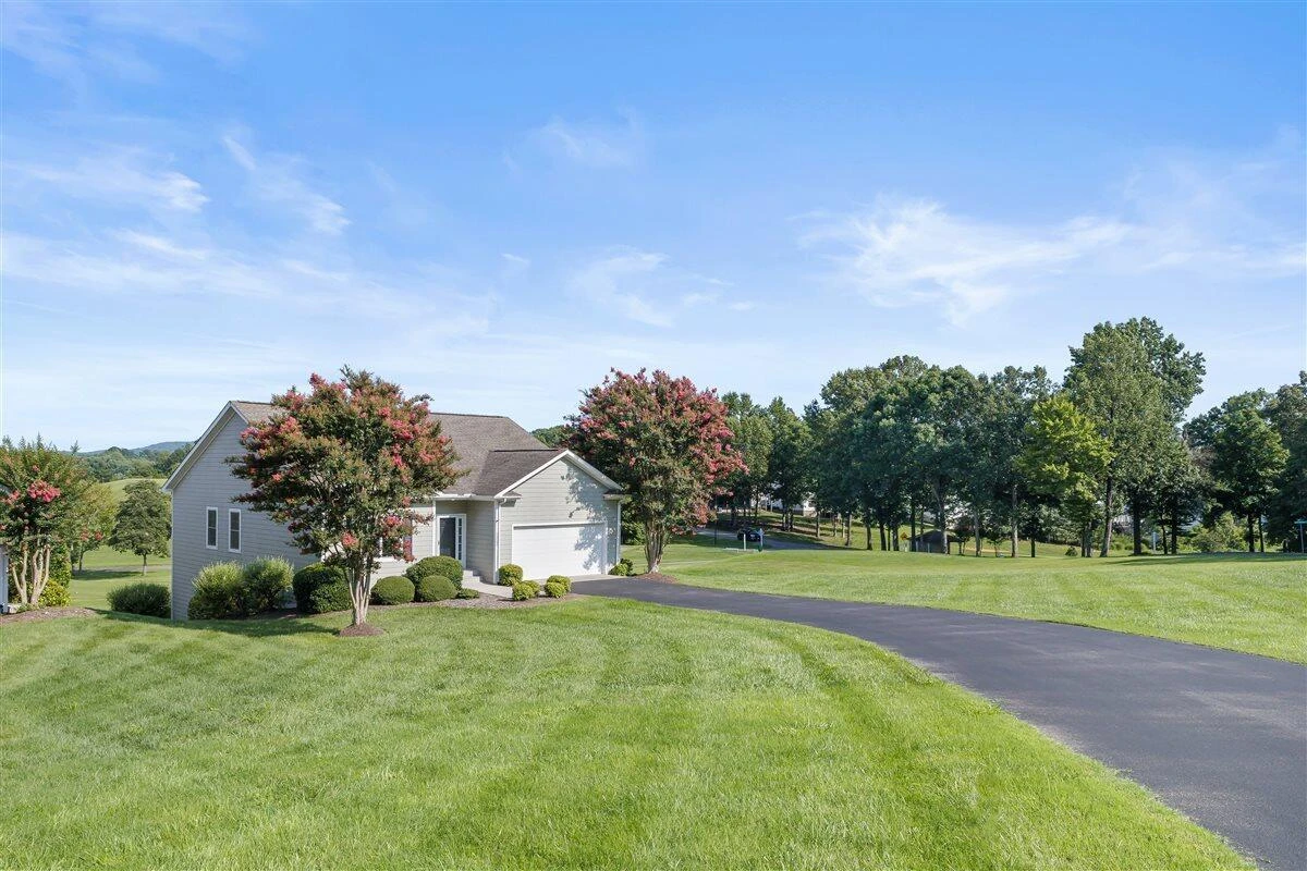 1222 8th Fairway LN - Photo 2