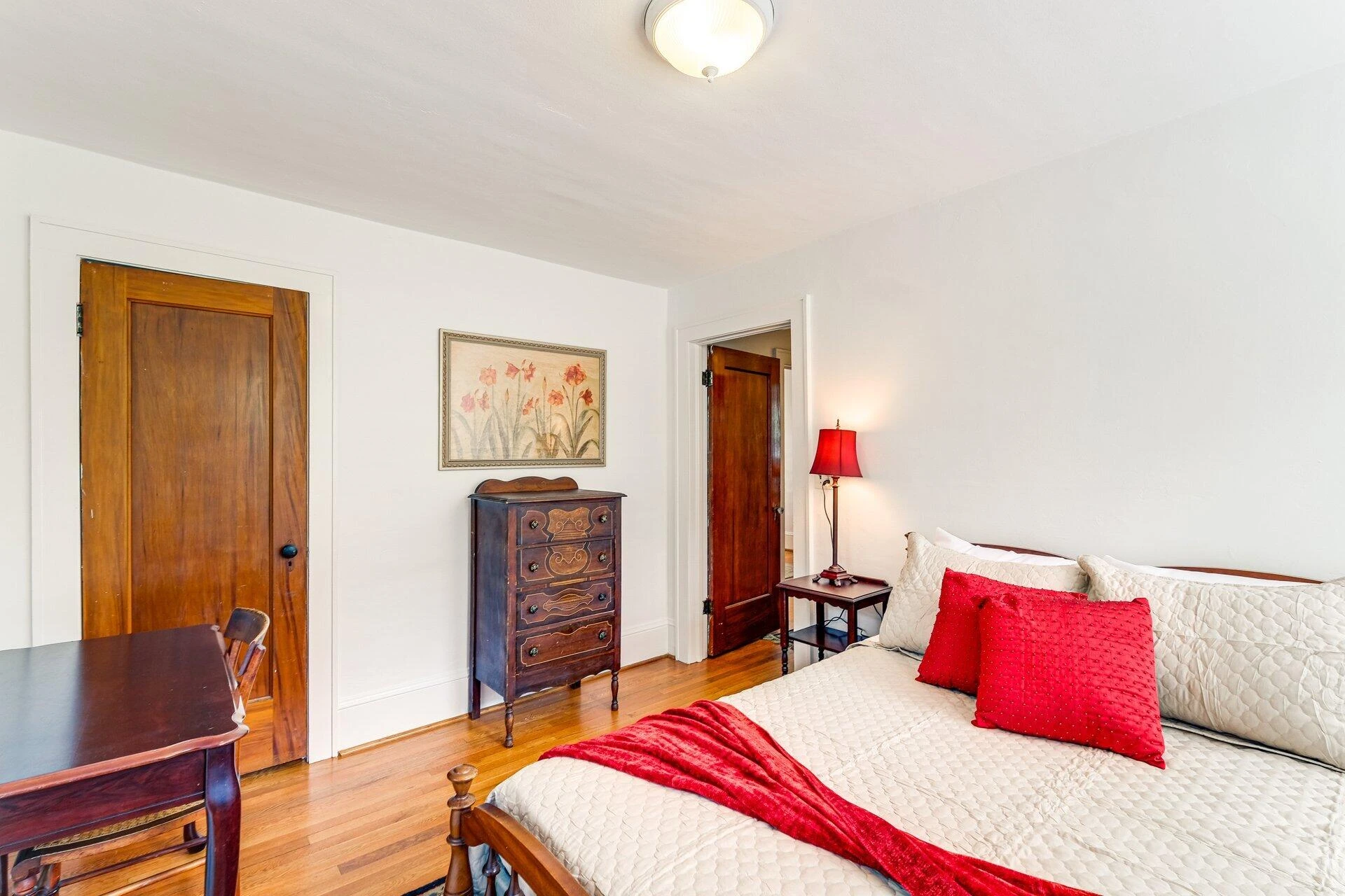 1242 Laurel ST SE - Photo 8