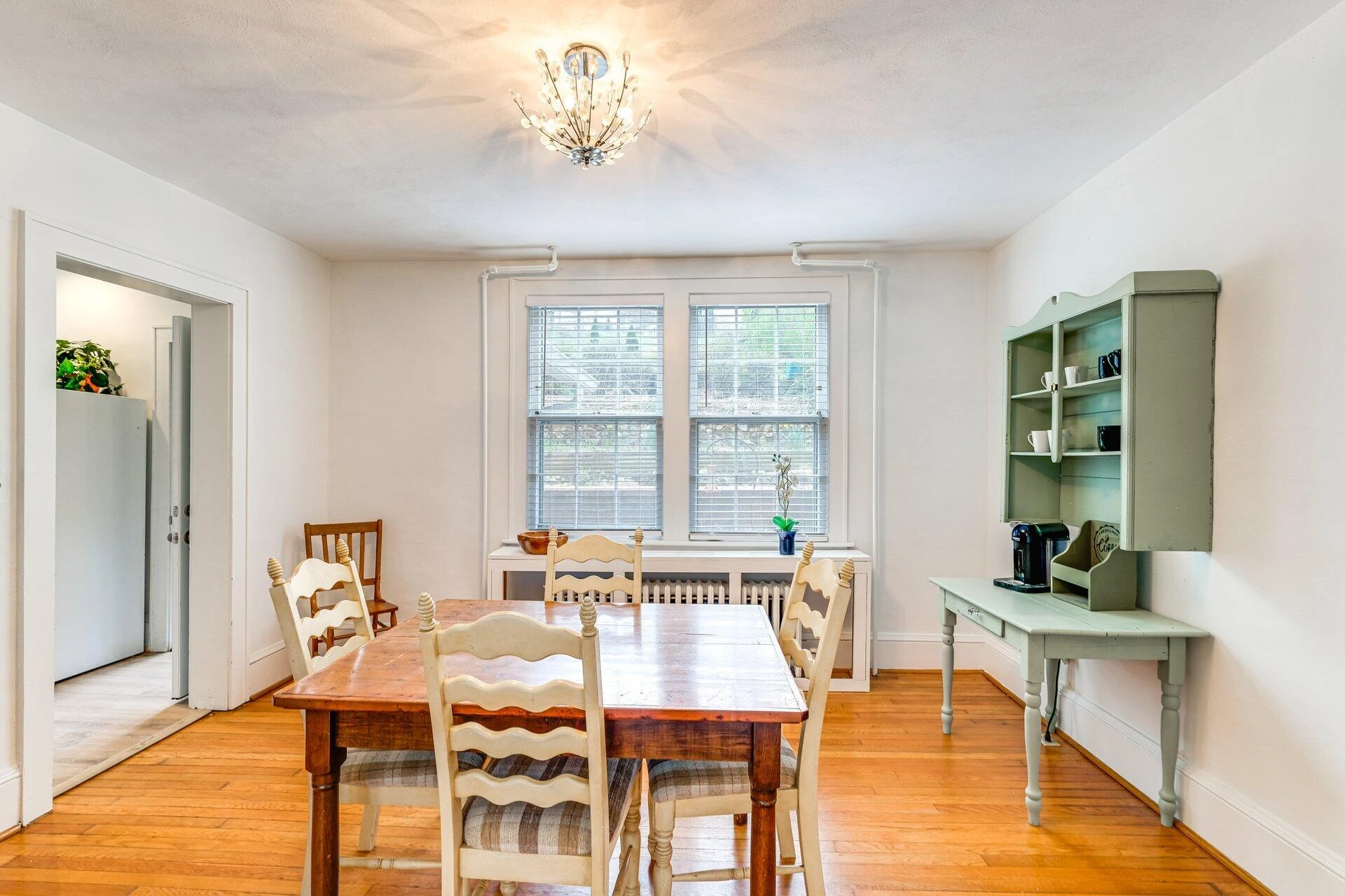 1242 Laurel ST SE - Photo 10