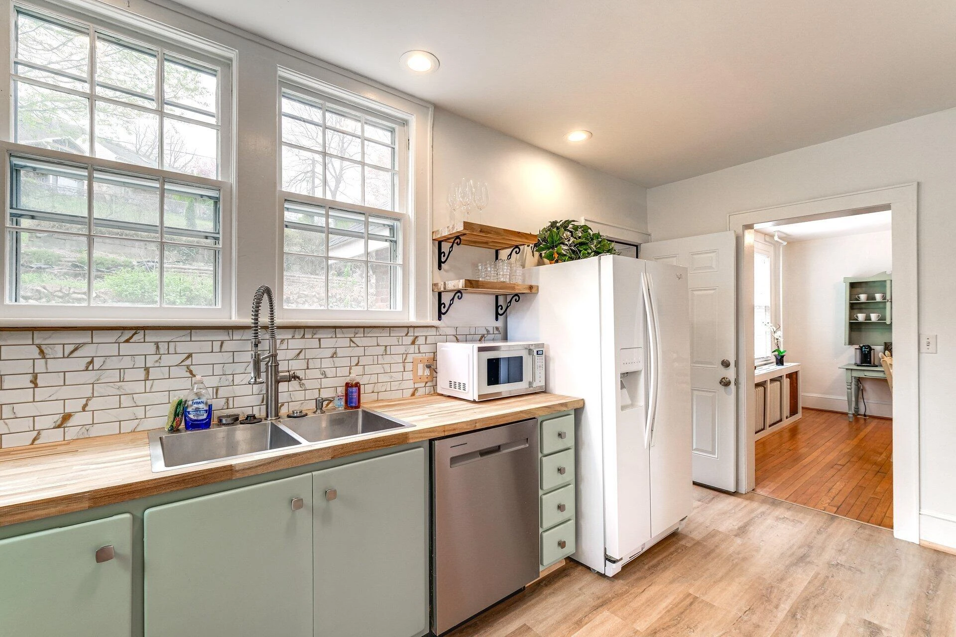 1242 Laurel ST SE - Photo 19