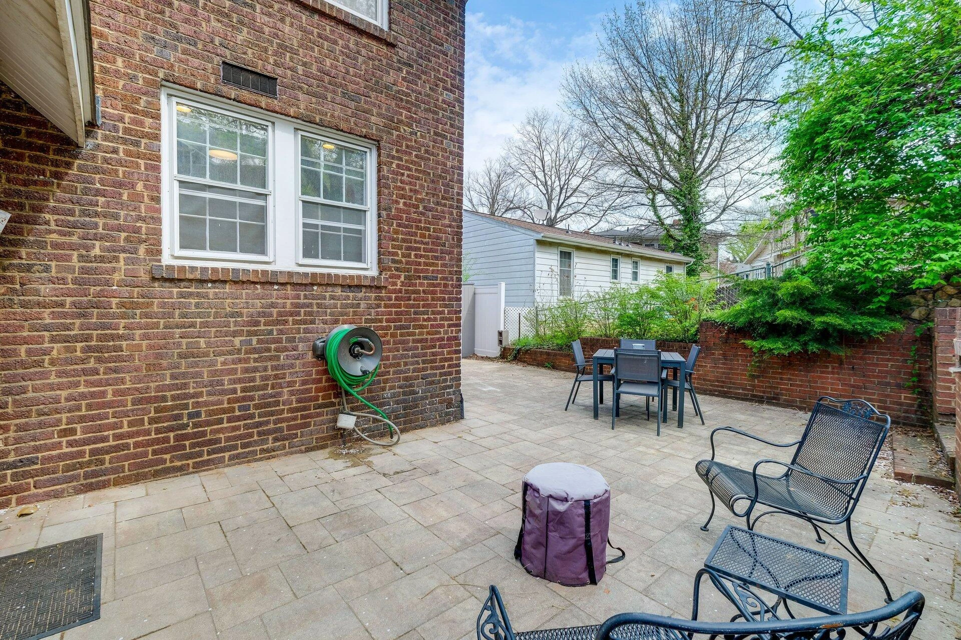 1242 Laurel ST SE - Photo 29