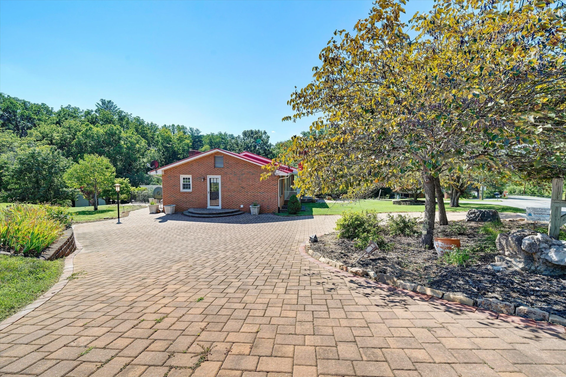 1901 McVitty RD - Photo 49