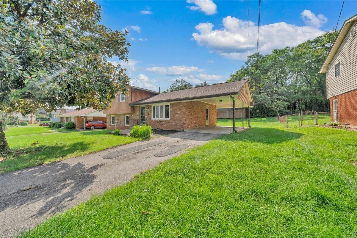 3127 Kershaw RD NW - Photo 26