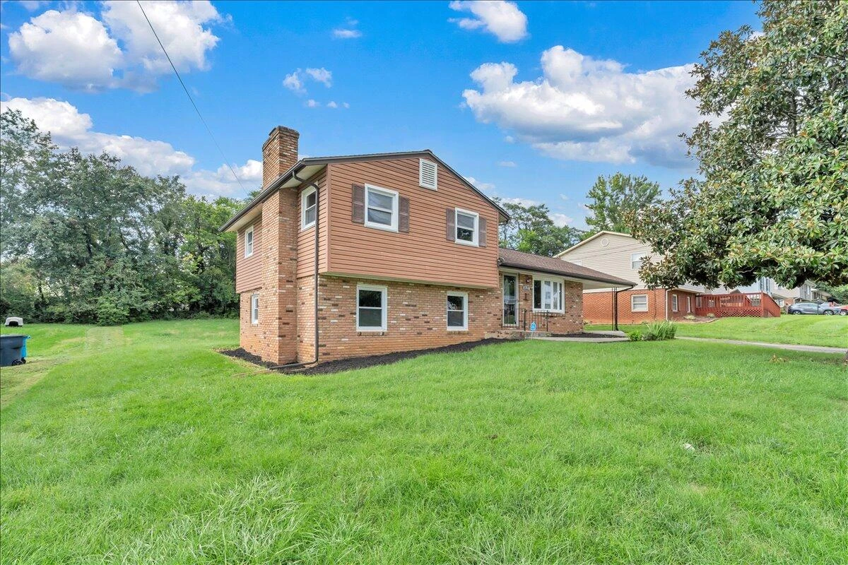 3127 Kershaw RD NW - Photo 29