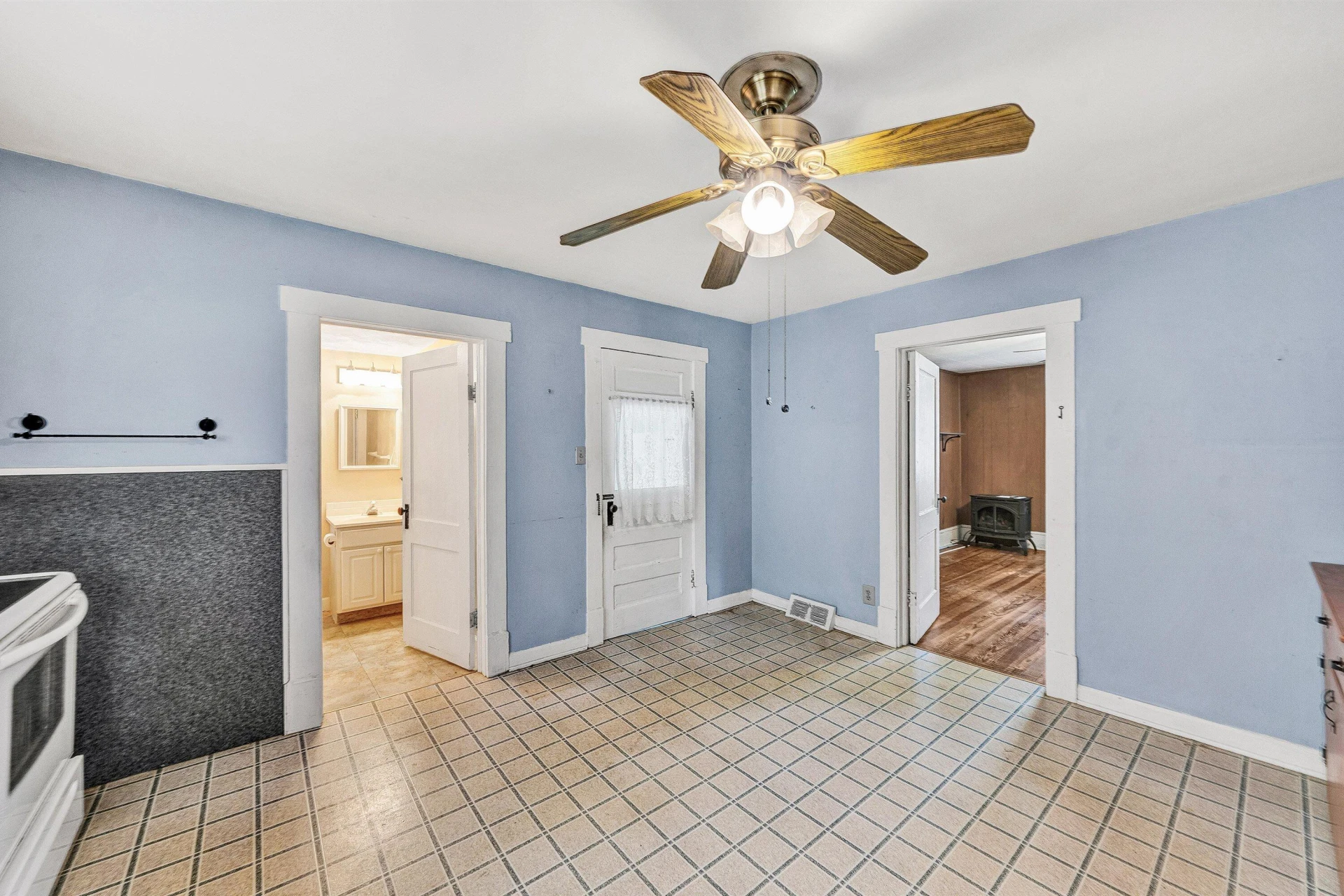 6258 Grassy Hill RD - Photo 8