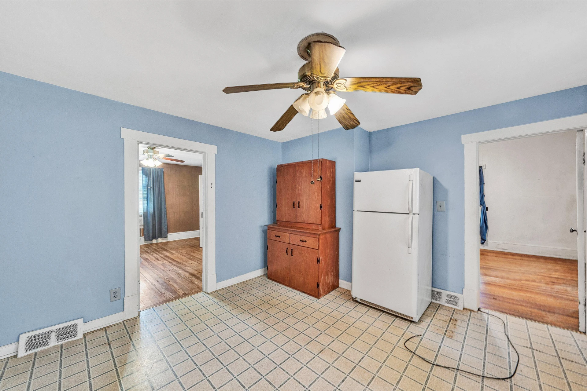 6258 Grassy Hill RD - Photo 9