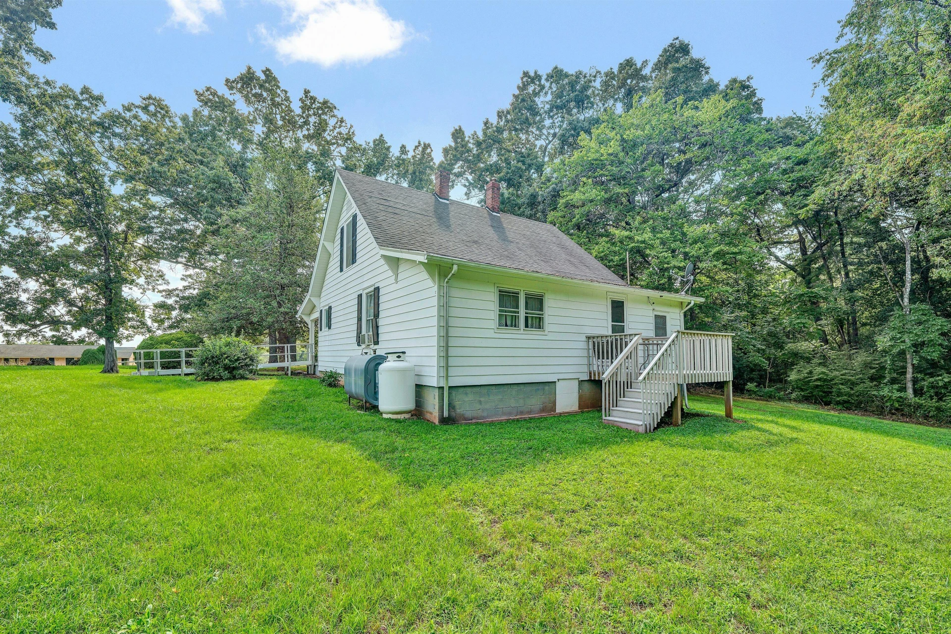 6258 Grassy Hill RD - Photo 20