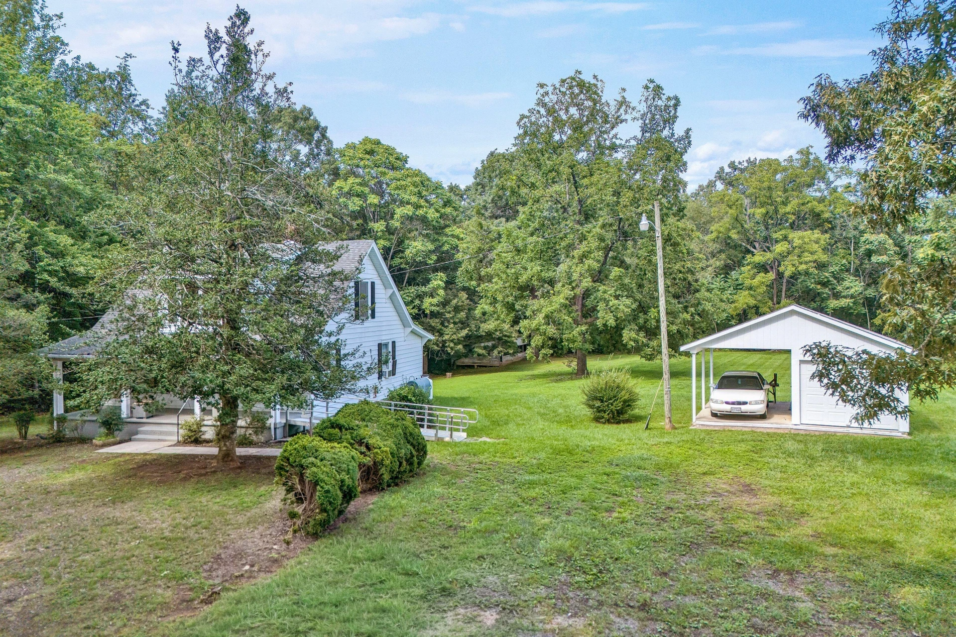6258 Grassy Hill RD - Photo 28