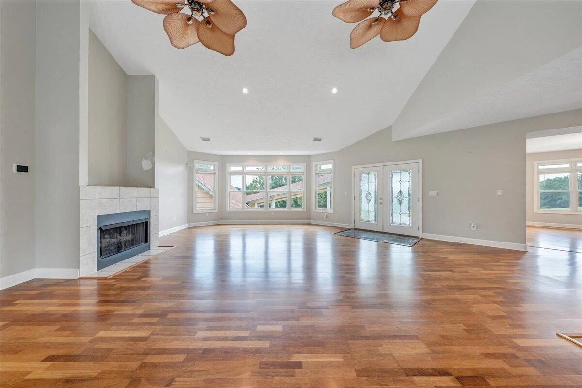 537 Calypso RD - Photo 10
