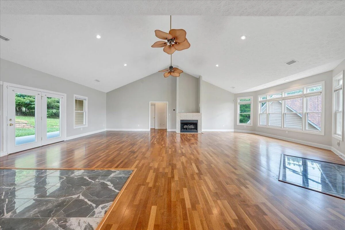 537 Calypso RD - Photo 12