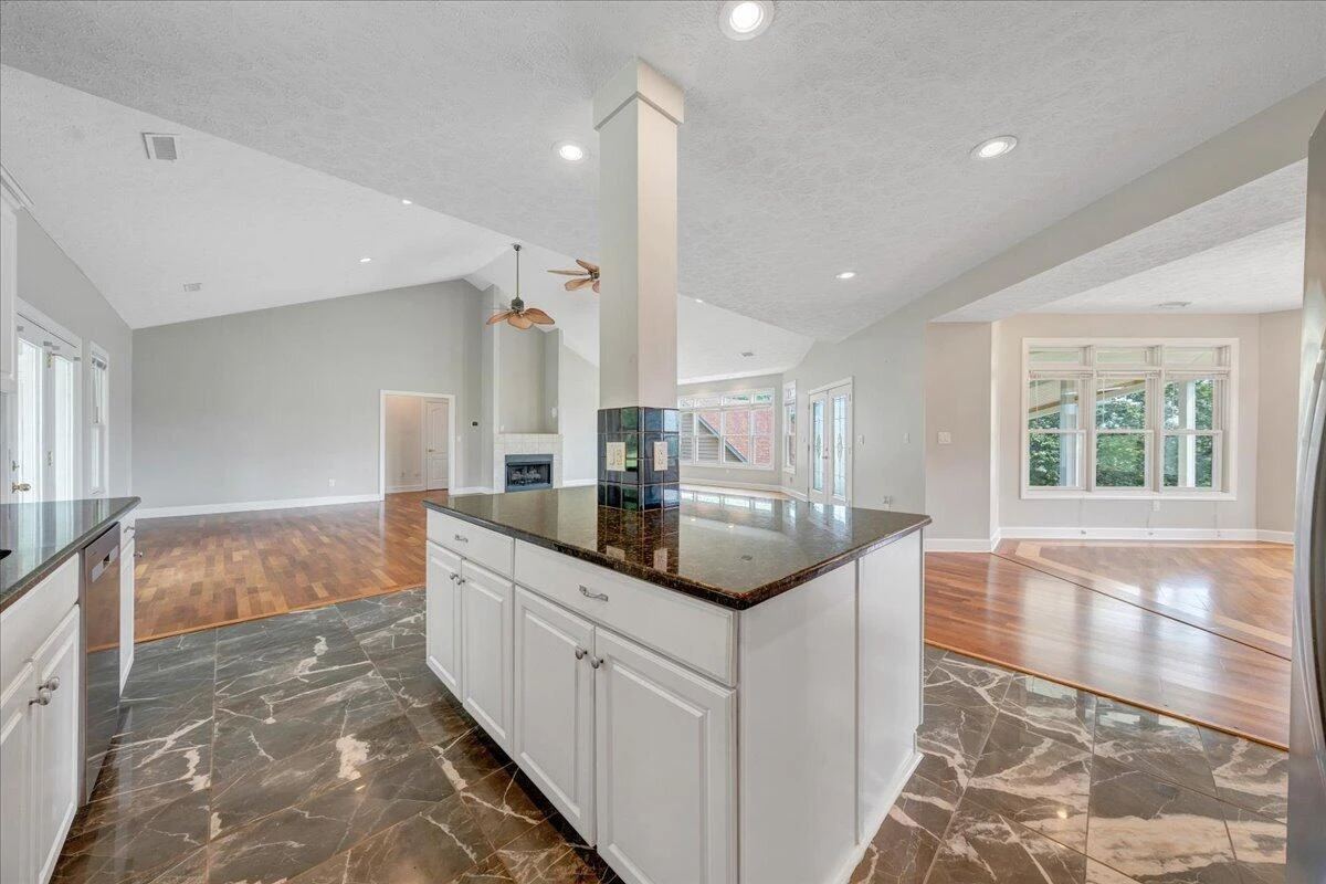 537 Calypso RD - Photo 19