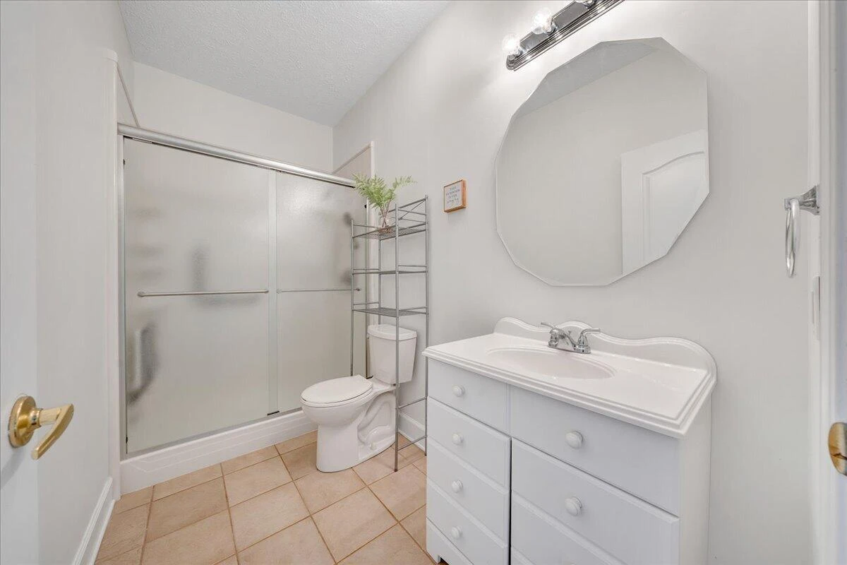 537 Calypso RD - Photo 31
