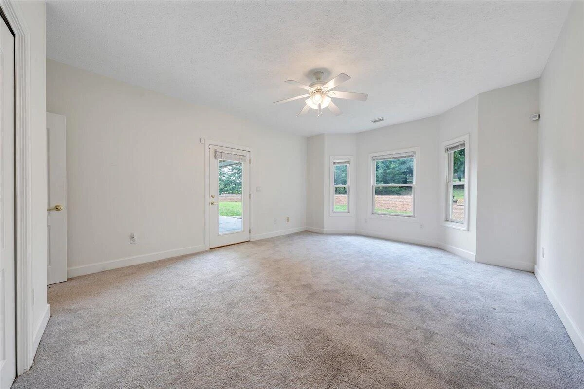 537 Calypso RD - Photo 33