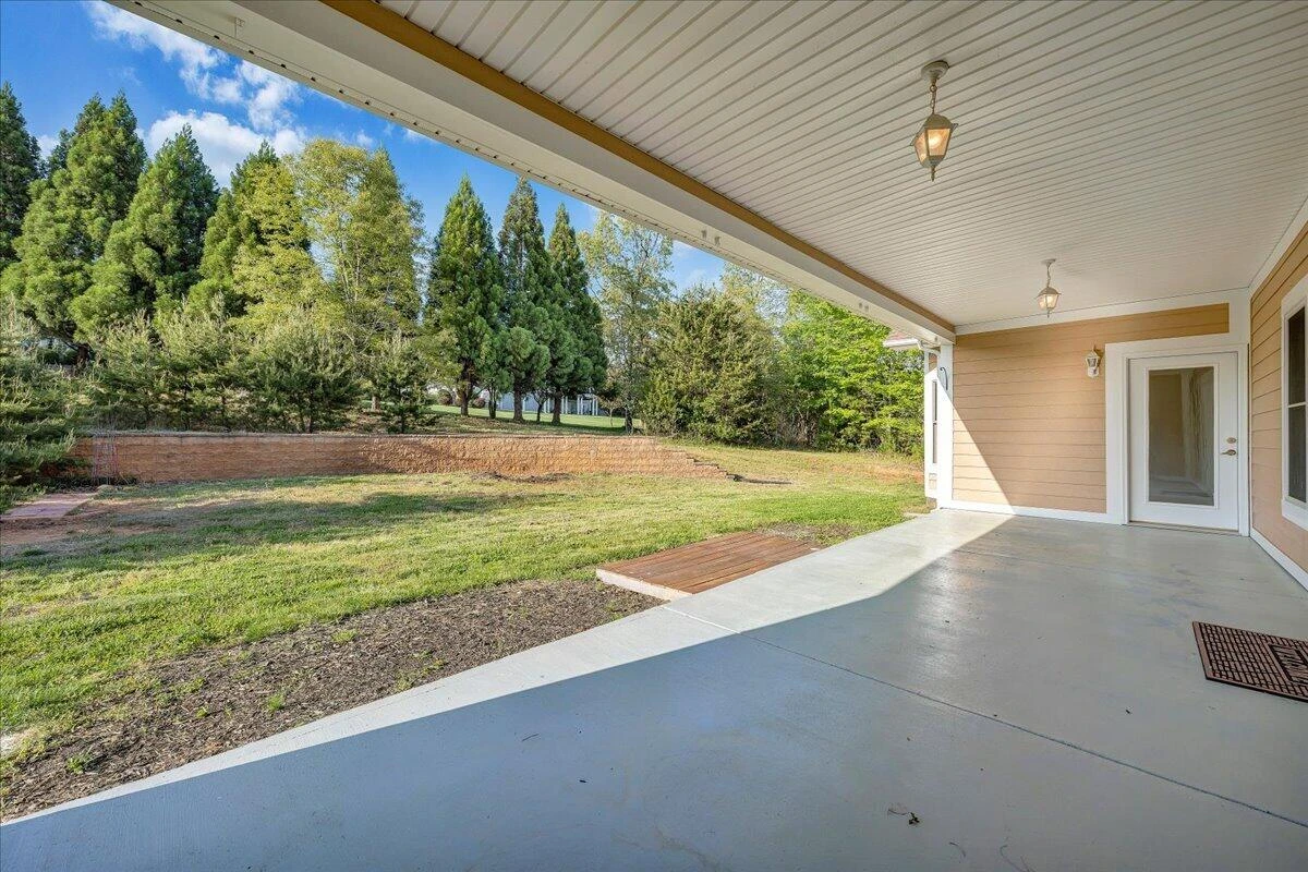 537 Calypso RD - Photo 38