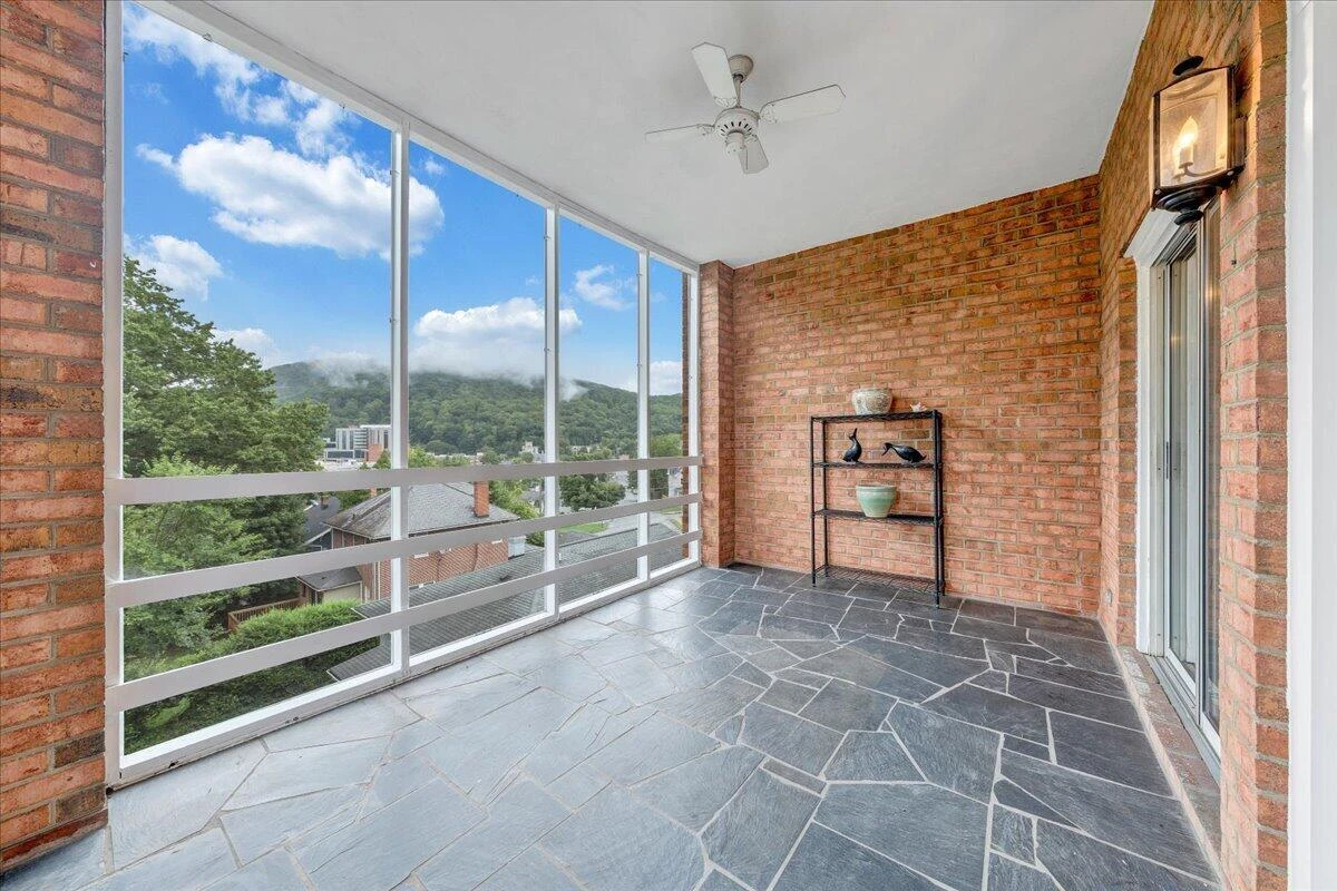 2151 Broadway AVE SW ##16 - Photo 14