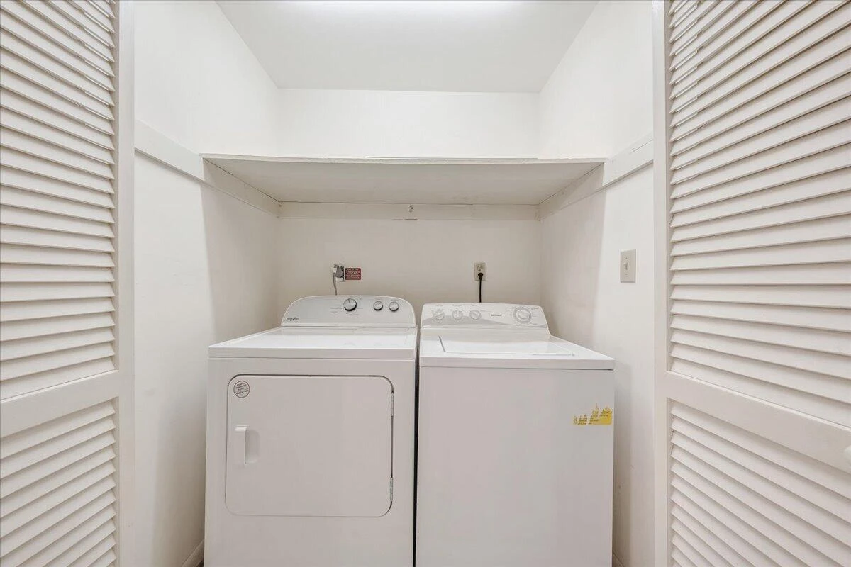 2151 Broadway AVE SW ##16 - Photo 16