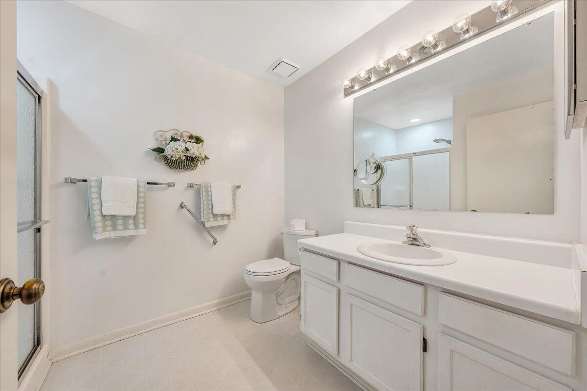 2151 Broadway AVE SW ##16 - Photo 19