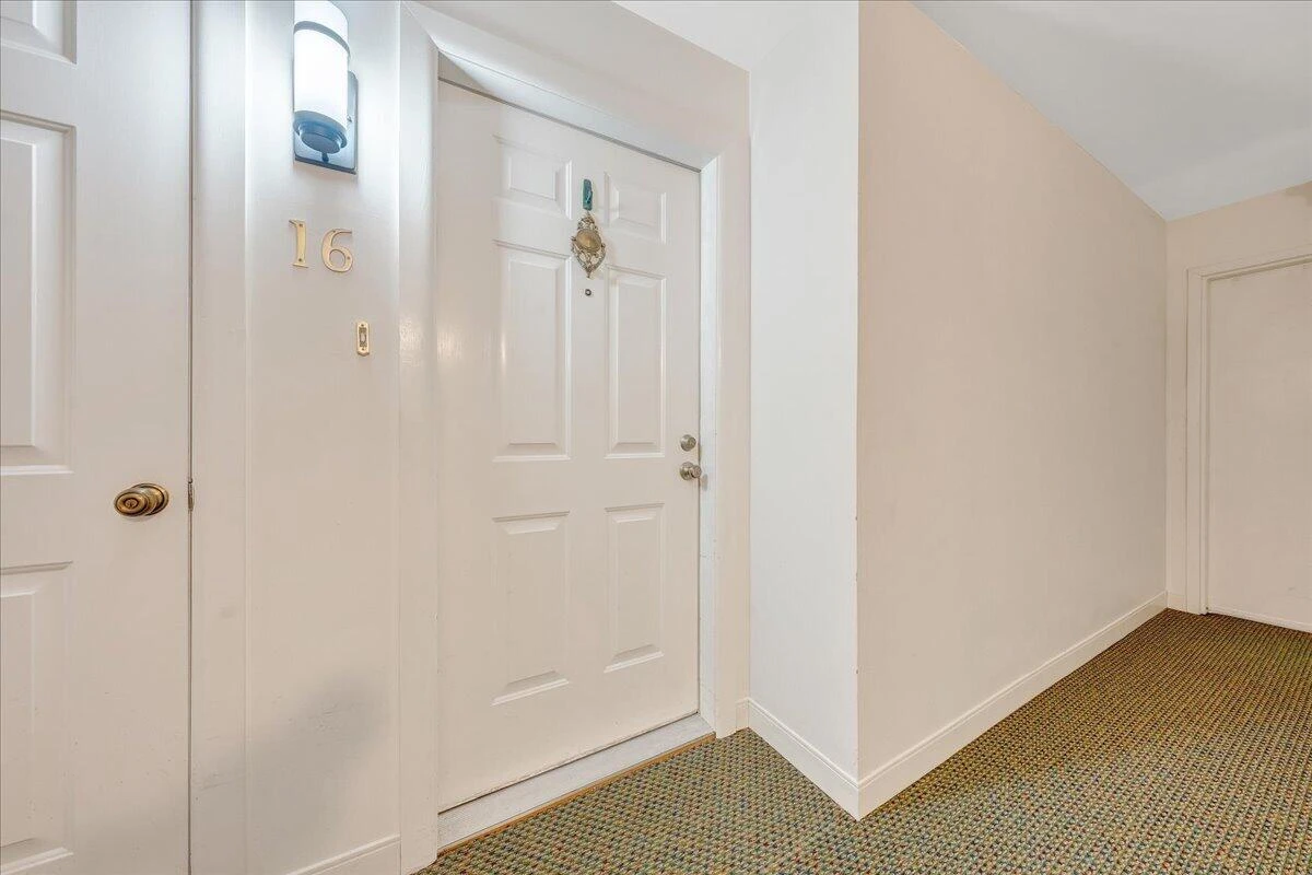 2151 Broadway AVE SW ##16 - Photo 28