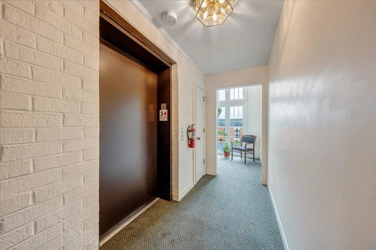 2151 Broadway AVE SW ##16 - Photo 30