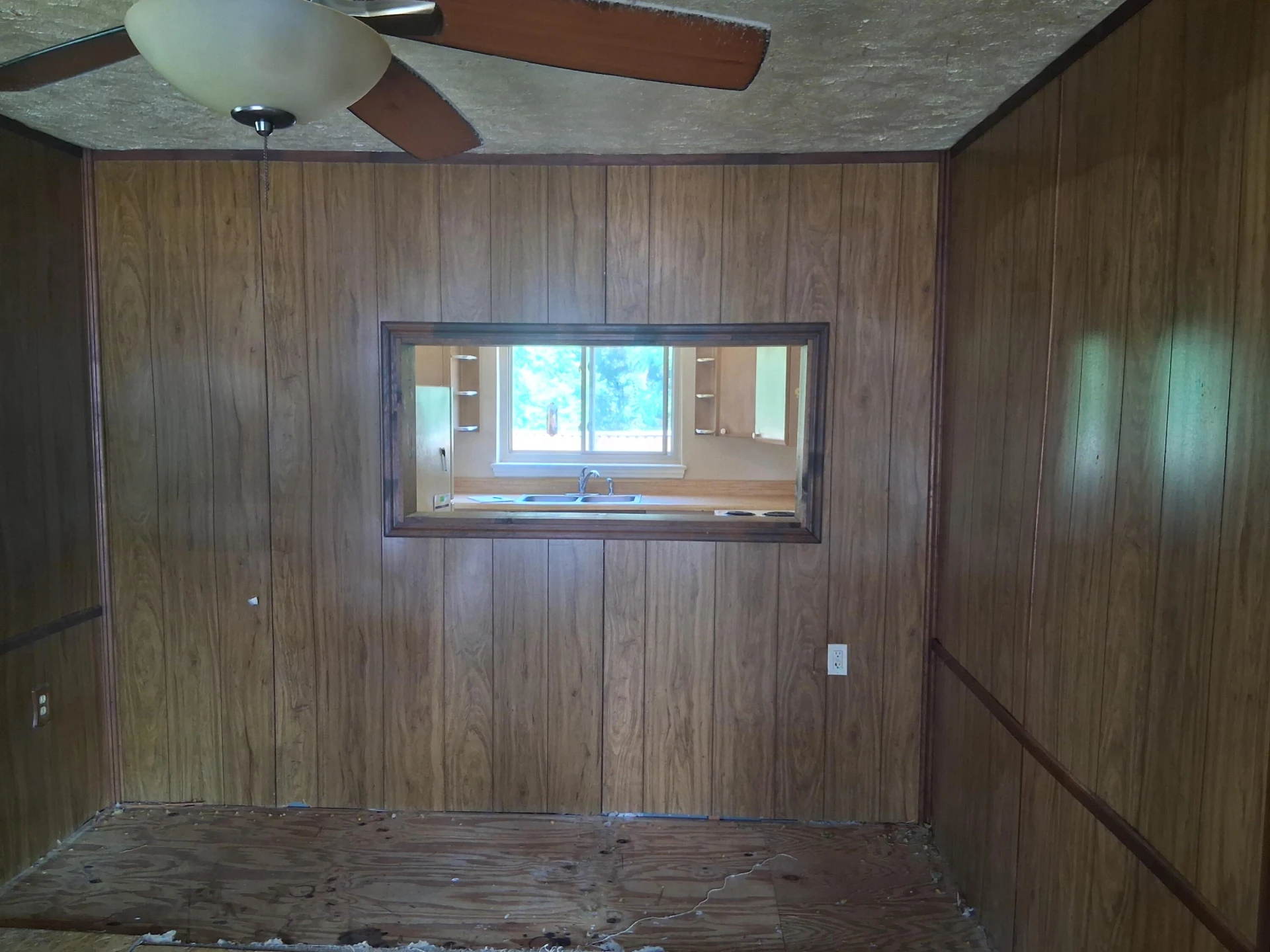 536 Parkdale DR - Photo 10