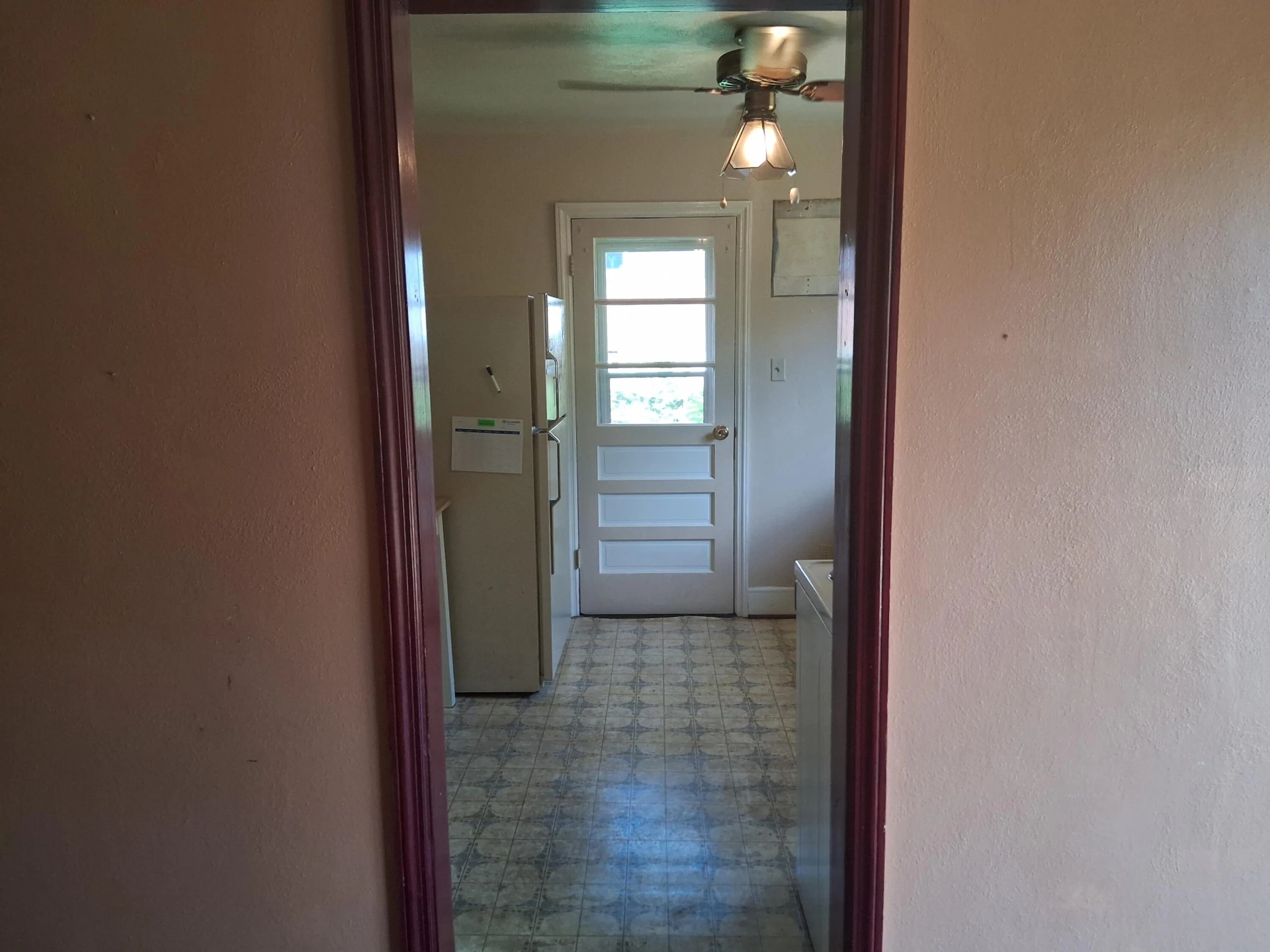 536 Parkdale DR - Photo 11