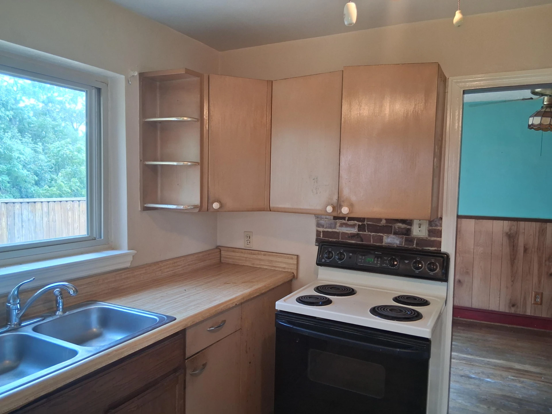 536 Parkdale DR - Photo 13