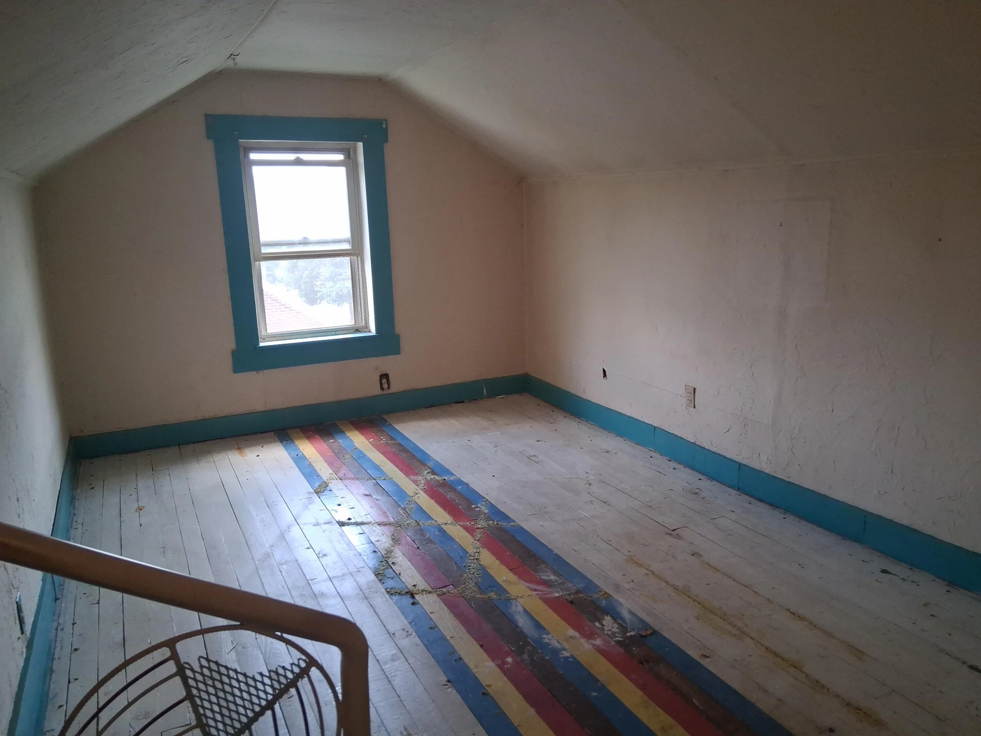 536 Parkdale DR - Photo 18