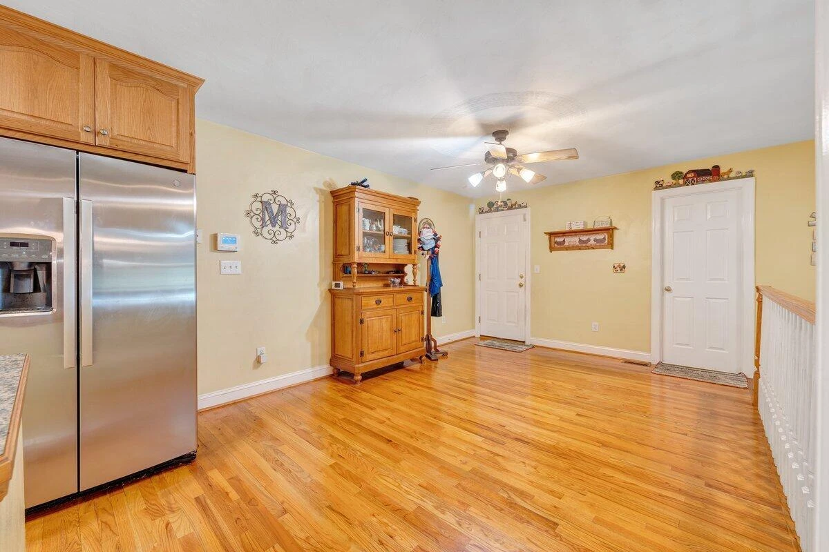 2655 Rutrough RD SE - Photo 14