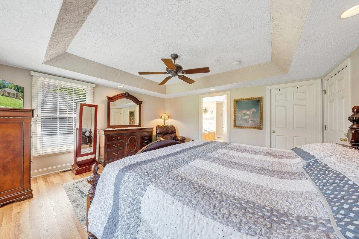 2655 Rutrough RD SE - Photo 21