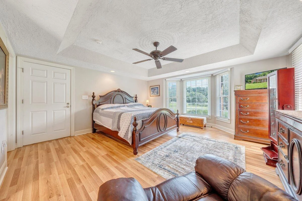 2655 Rutrough RD SE - Photo 22