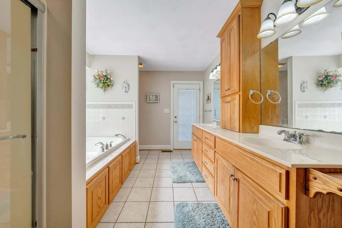 2655 Rutrough RD SE - Photo 24
