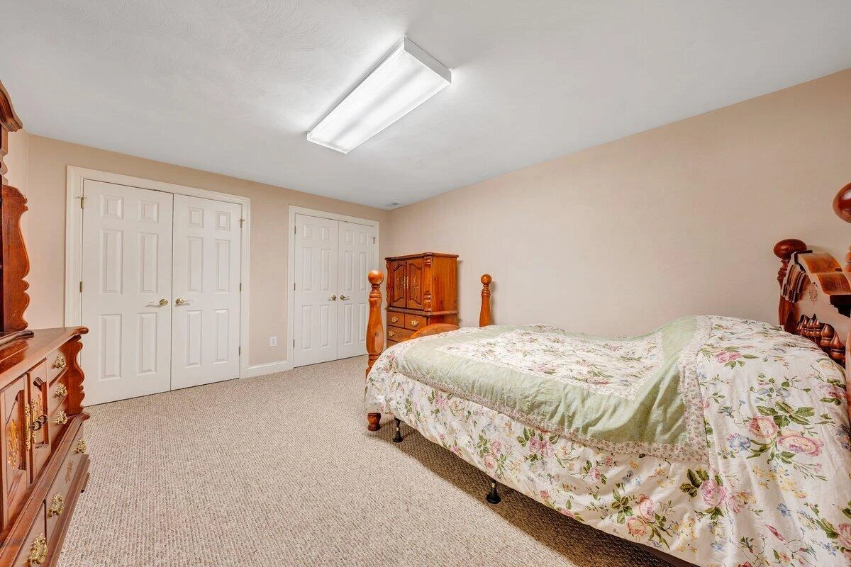 2655 Rutrough RD SE - Photo 32