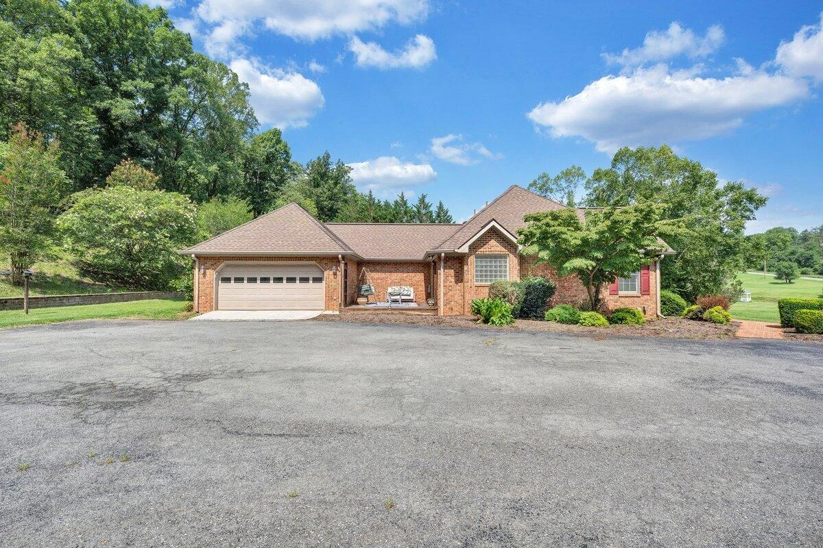 2655 Rutrough RD SE - Photo 61