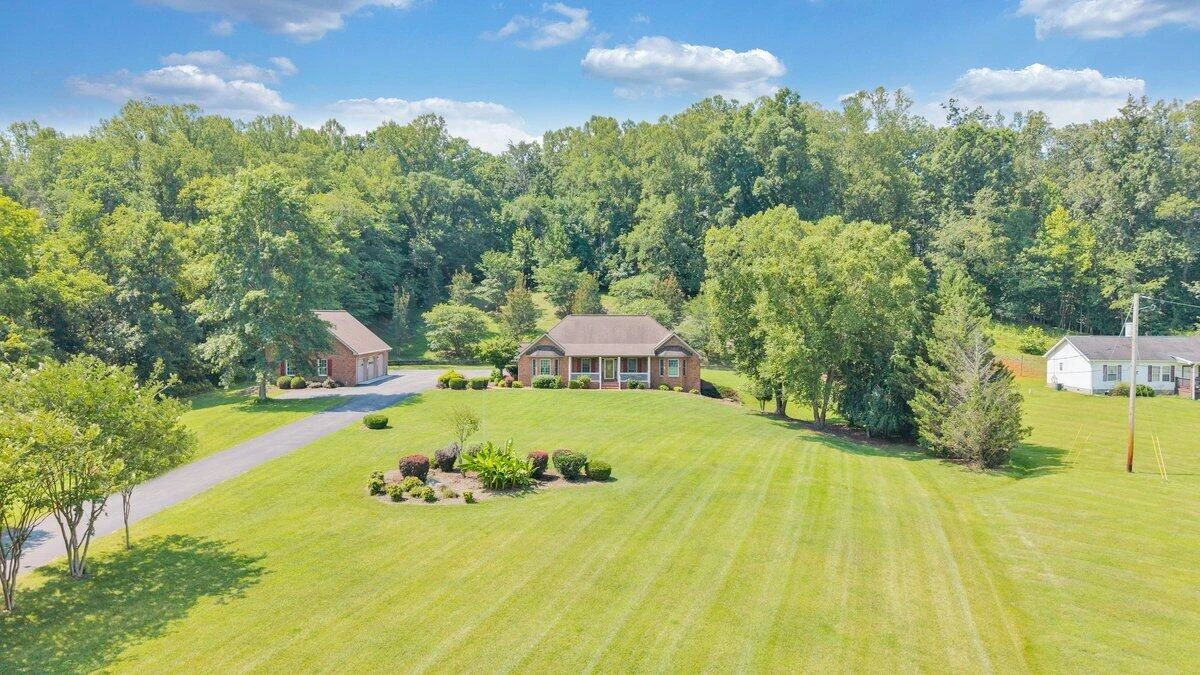2655 Rutrough RD SE - Photo 67