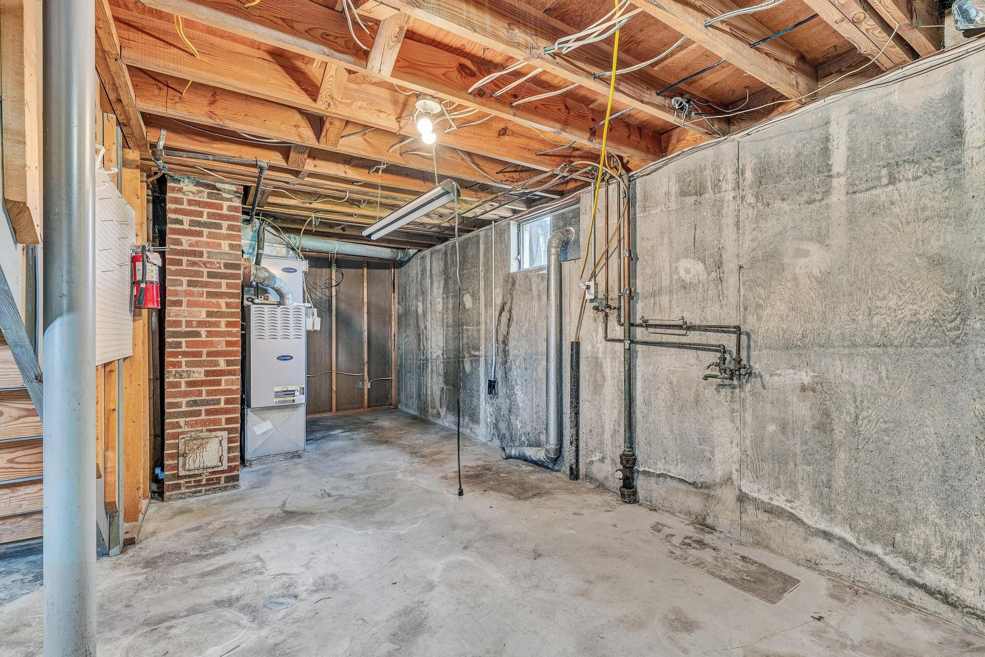 723 Fenwick DR - Photo 24