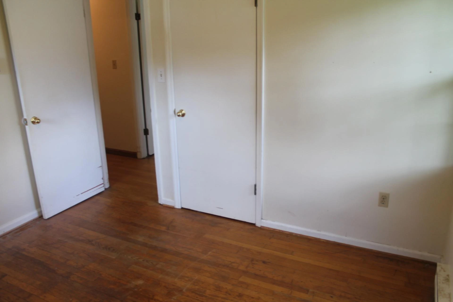 114 Cliffview DR - Photo 18