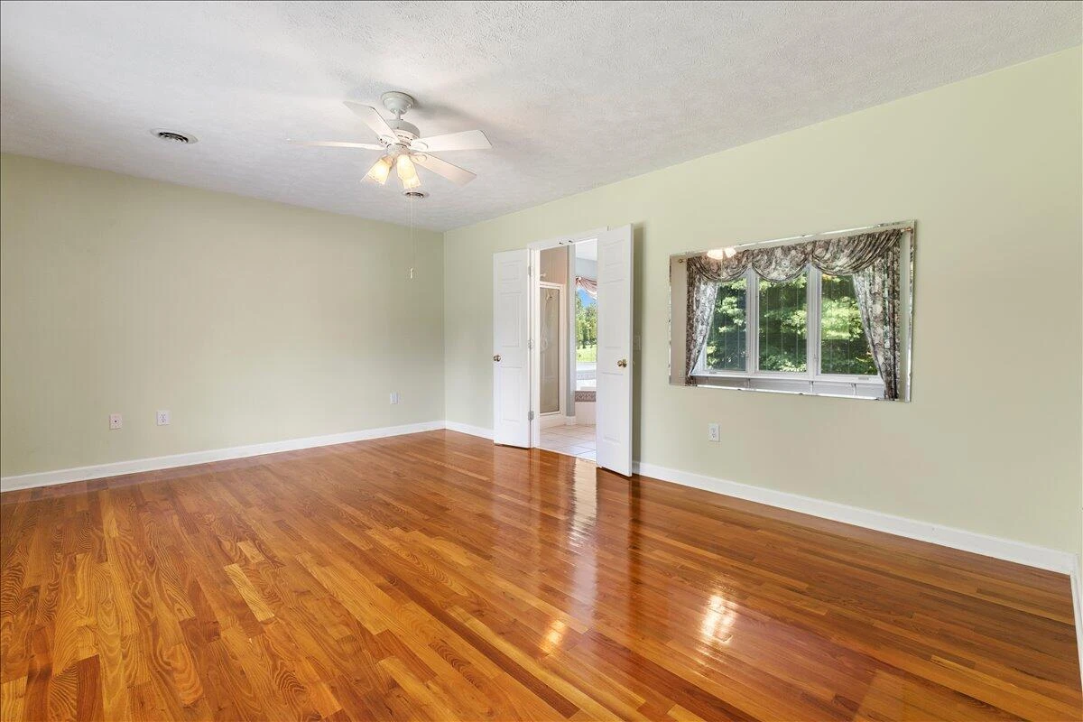 209 Phlegar Hill RD NE - Photo 25