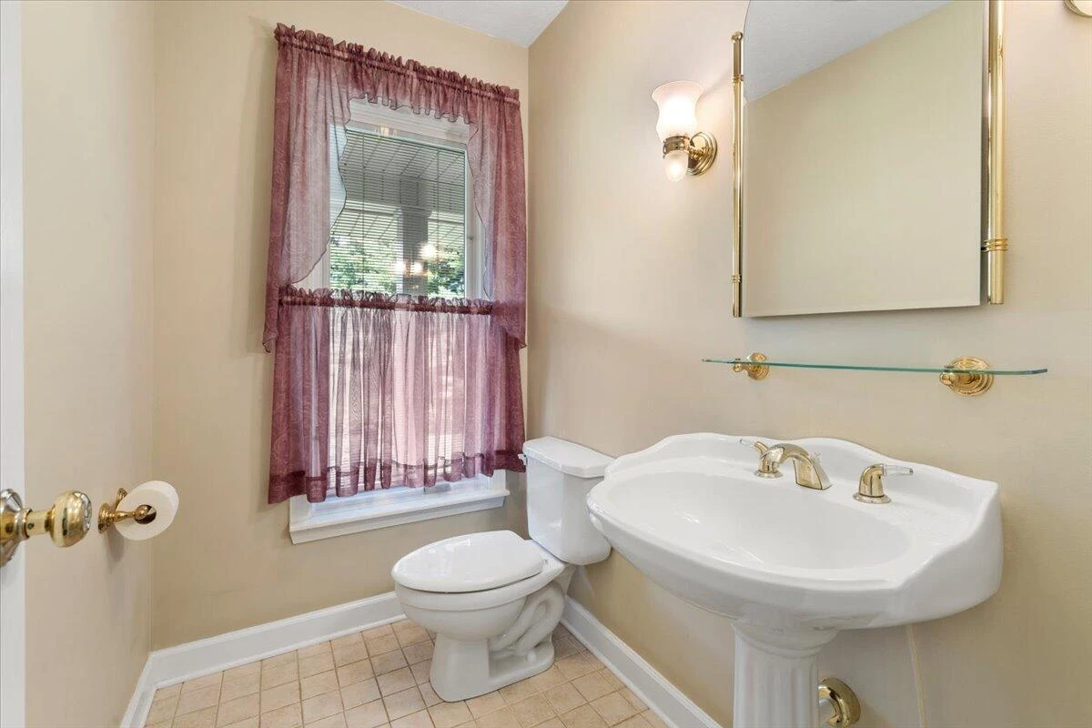 209 Phlegar Hill RD NE - Photo 34