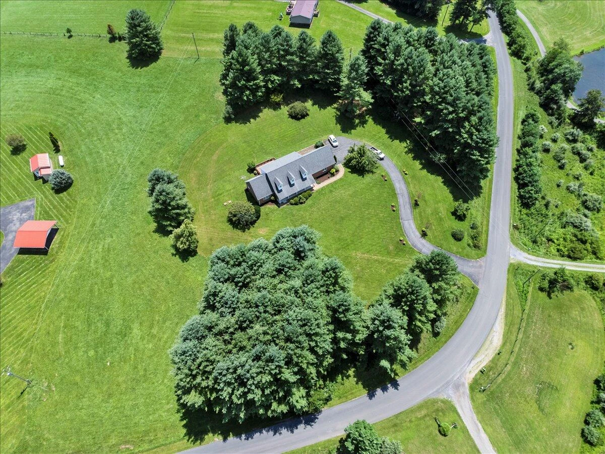 209 Phlegar Hill RD NE - Photo 73