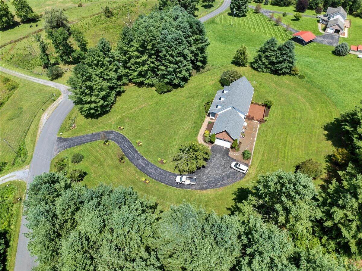 209 Phlegar Hill RD NE - Photo 74