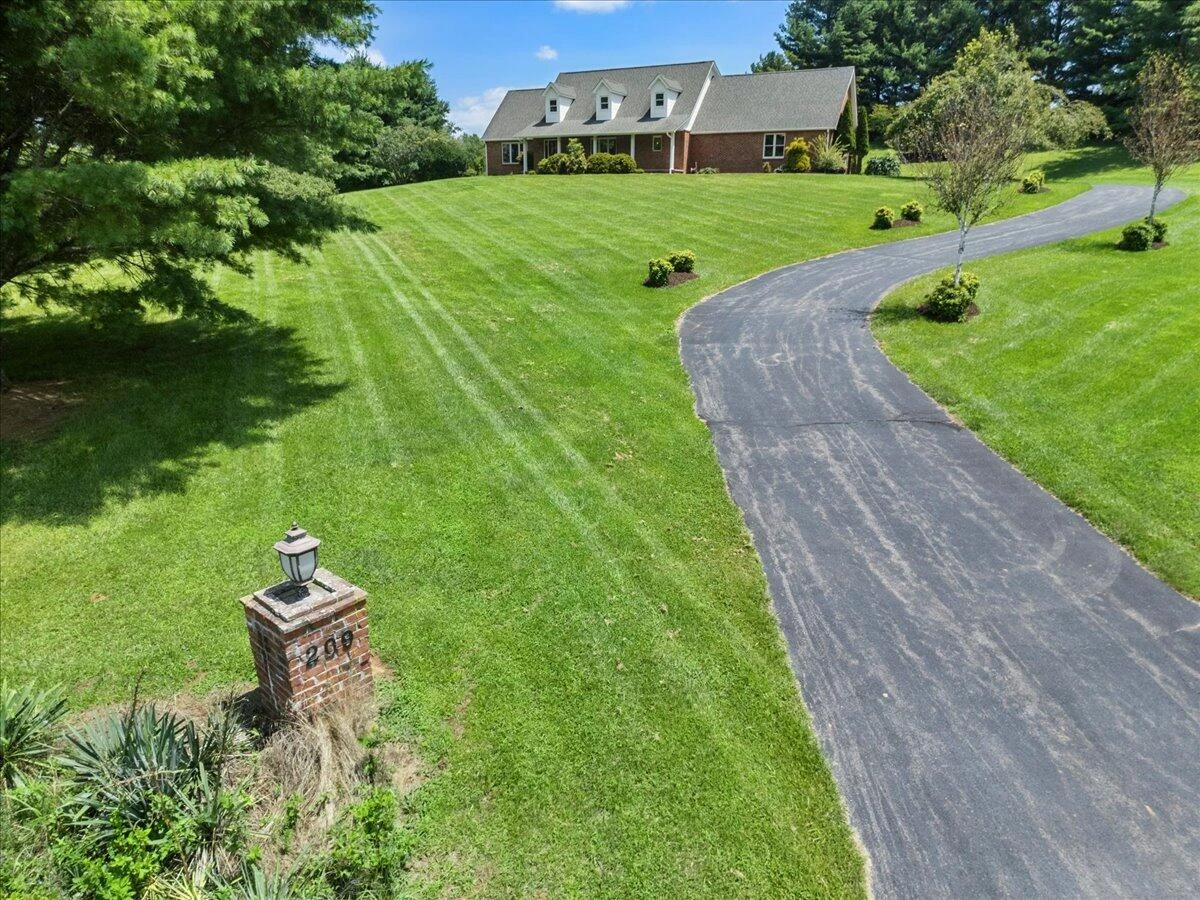 209 Phlegar Hill RD NE - Photo 78