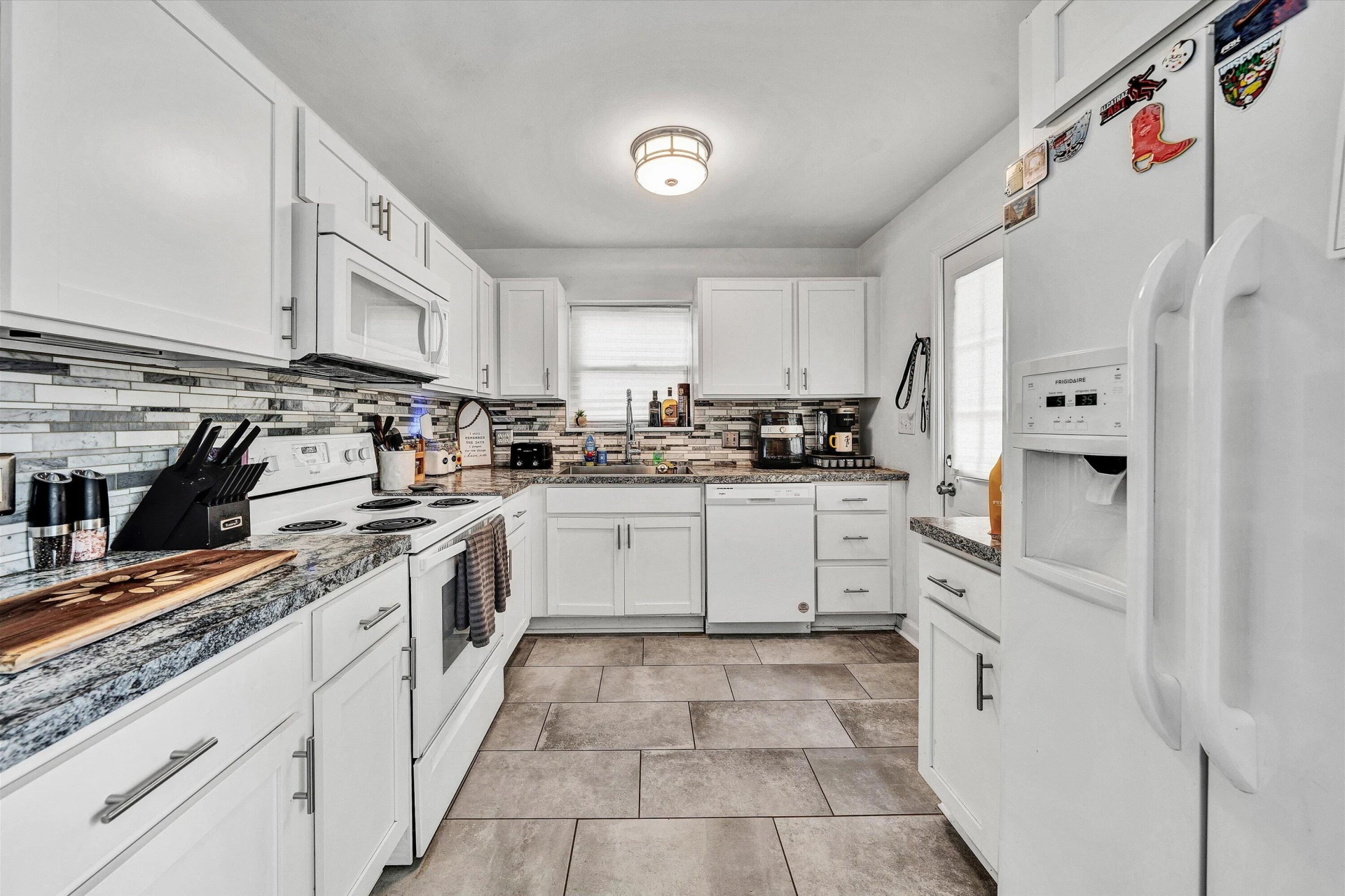 3820 WILMONT AVE NW - Photo 7